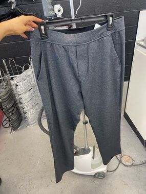 lululemon athletica Men's Charcoal Gray Jogger Pants